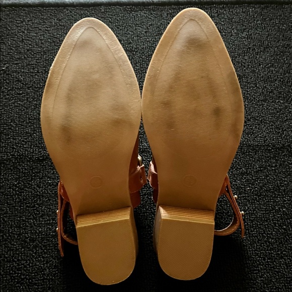 Universal Thread Mules - Picture 5 of 5